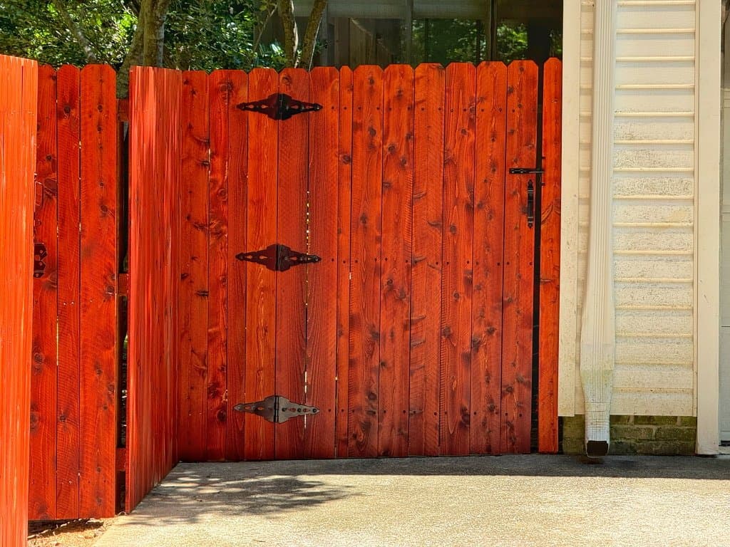 Fence gate stained in Redwood