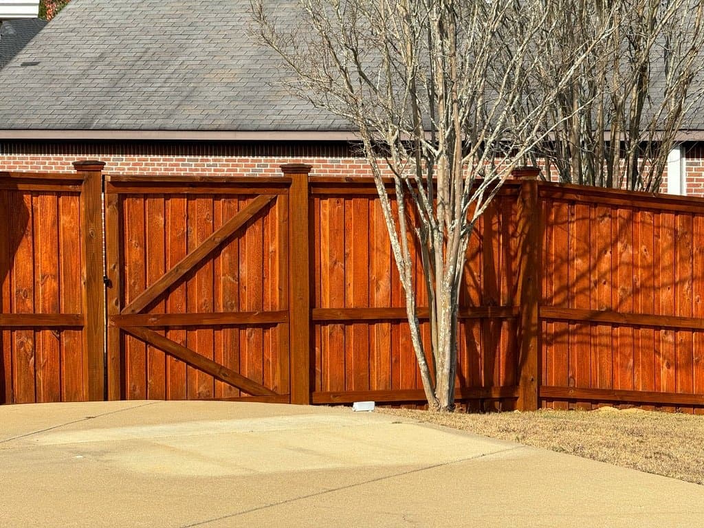 Fence and gate stained in Sequoia